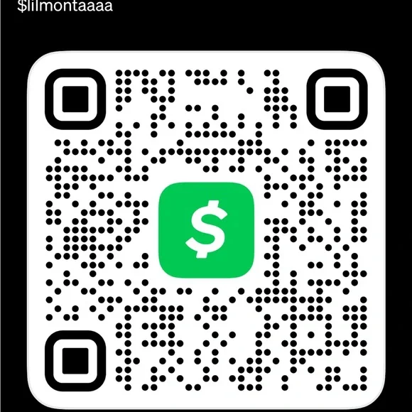 Off-White QR Code with Green Center